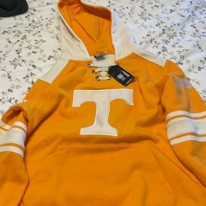 Tennessee orange sweatshirt never worn